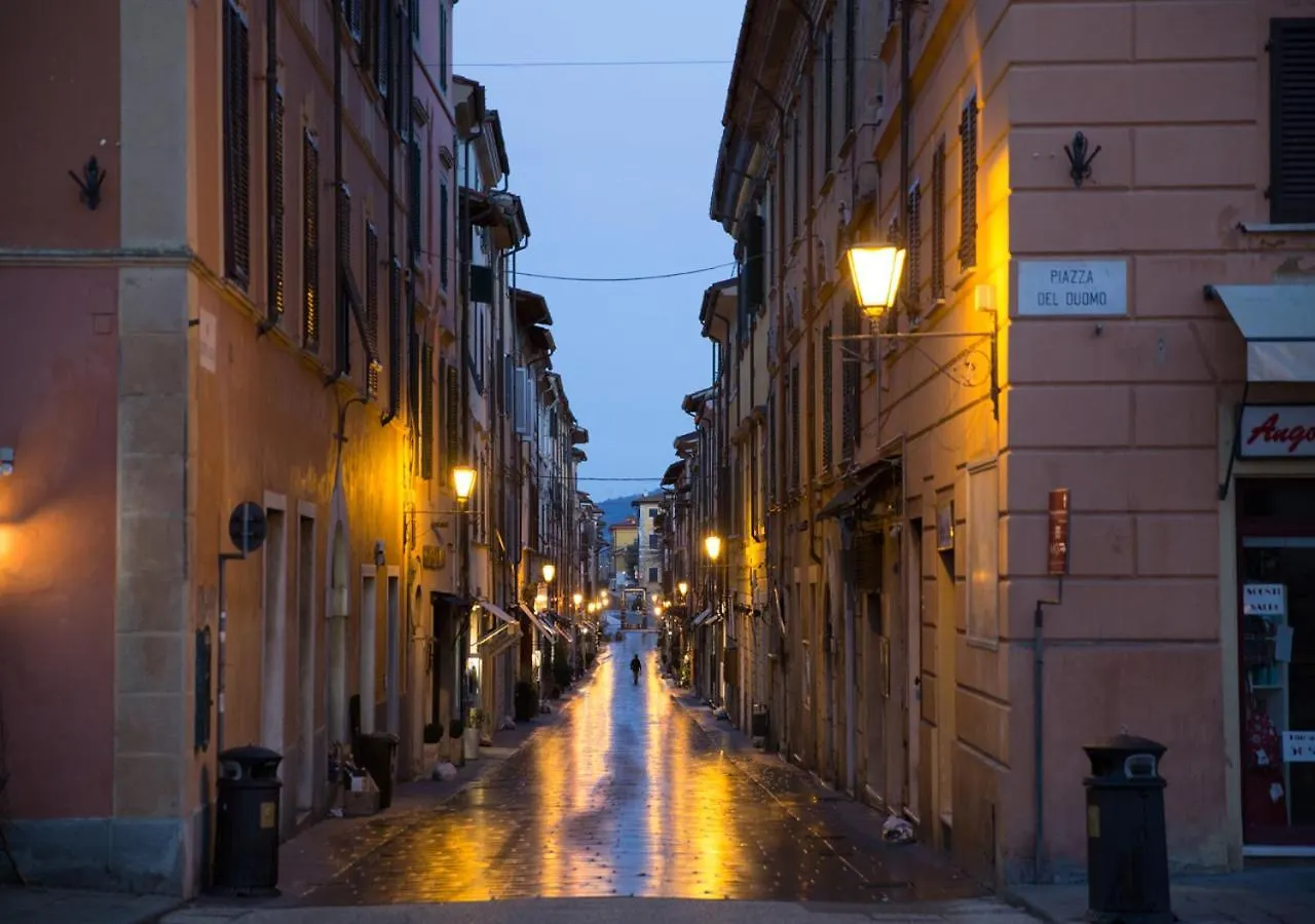Pietrasanta Luxury Design Apartment